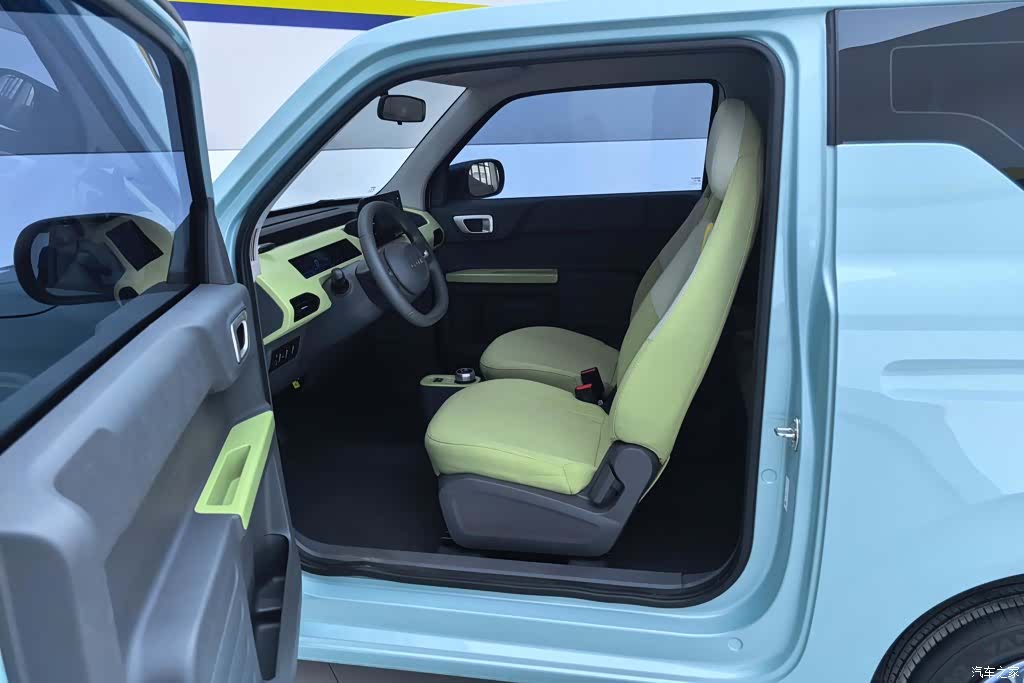Geely Panda, 2025 9