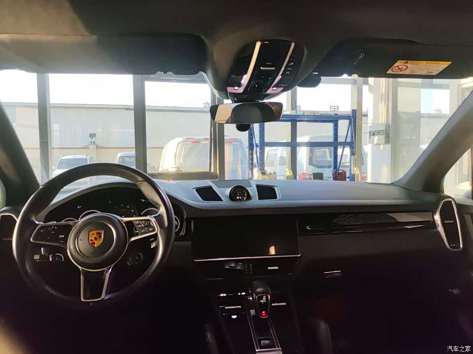 Porsche Cayenne, 2020 все фото