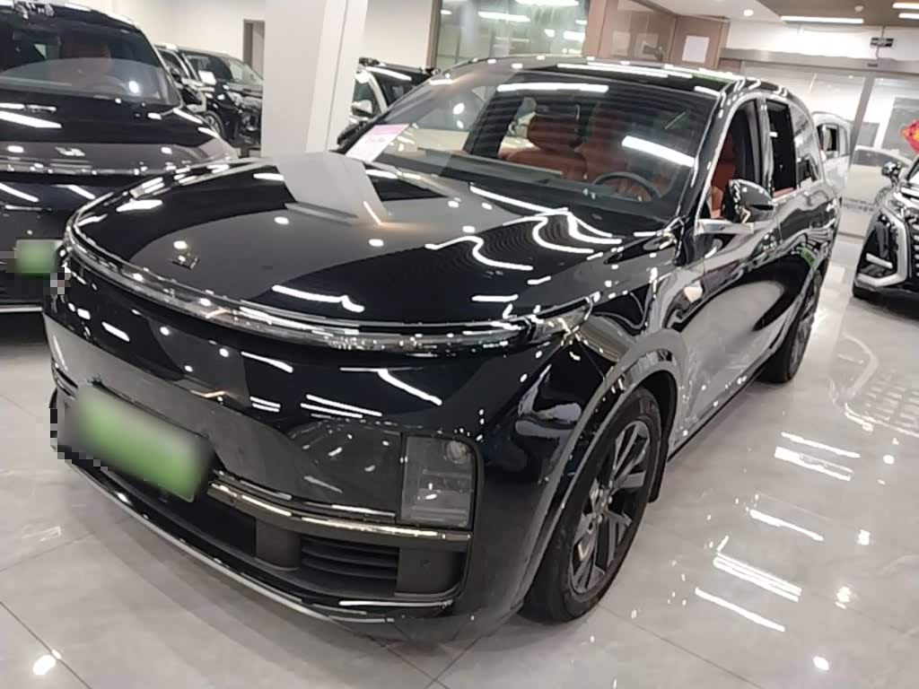 Li Auto L8