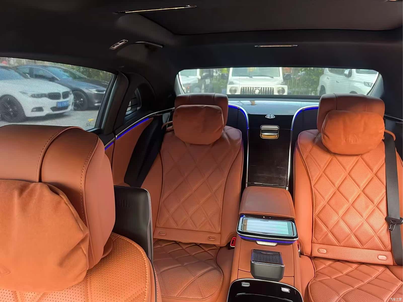 Maybach S-Class, 2023 8