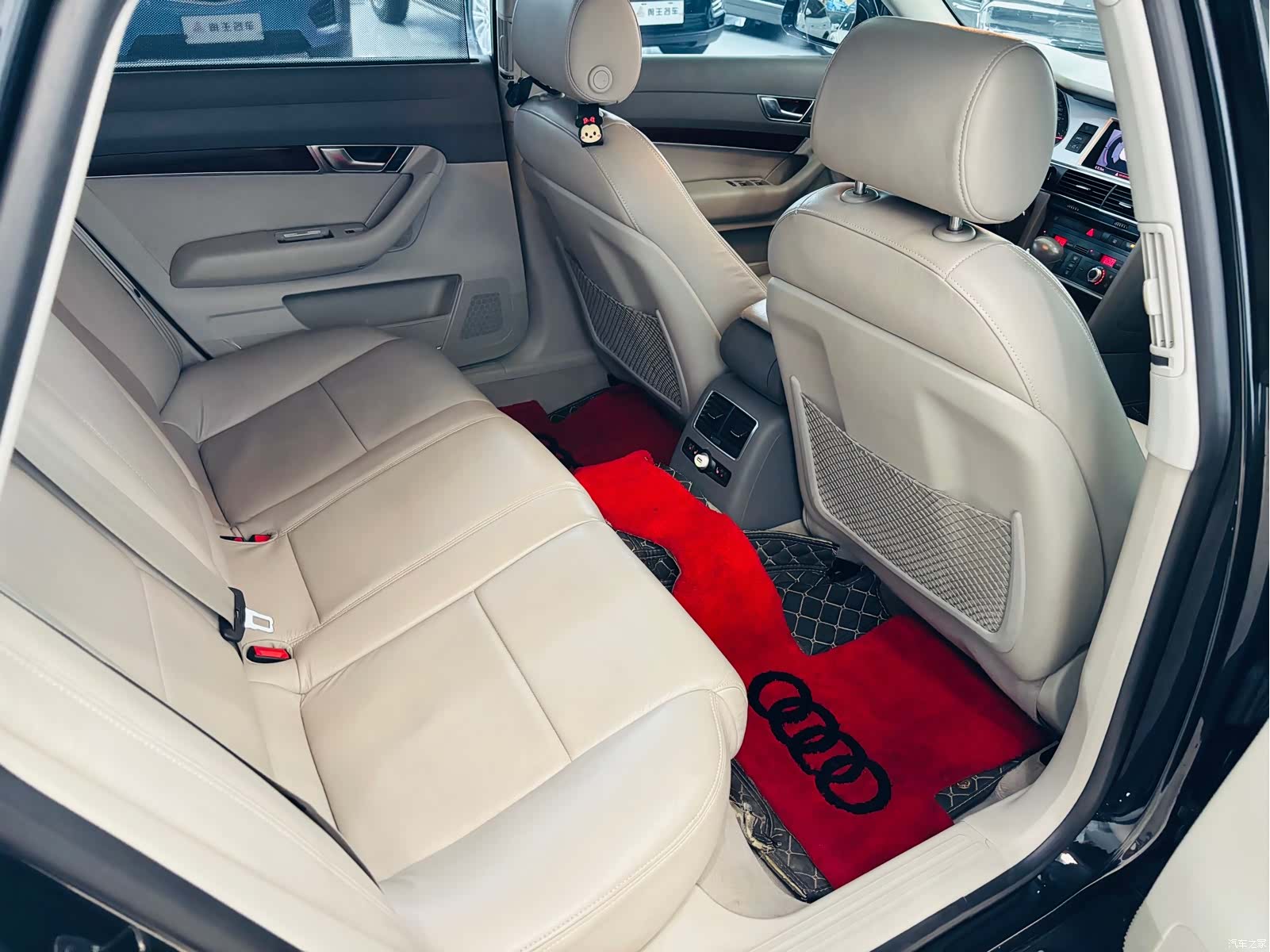 Audi A6L, 2012 20