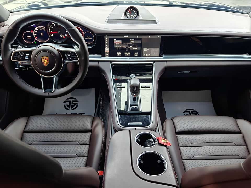 Porsche Panamera Porsche Panamera