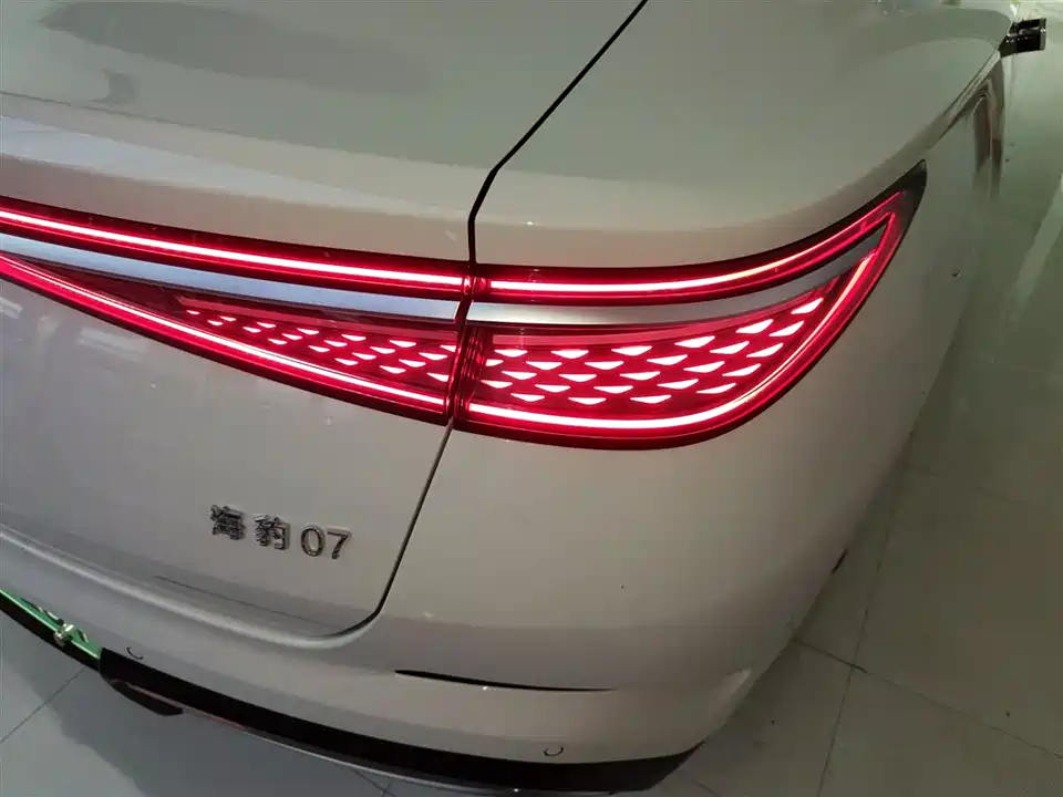 BYD Seal 07 DM-i BYD Seal 07 DM-i