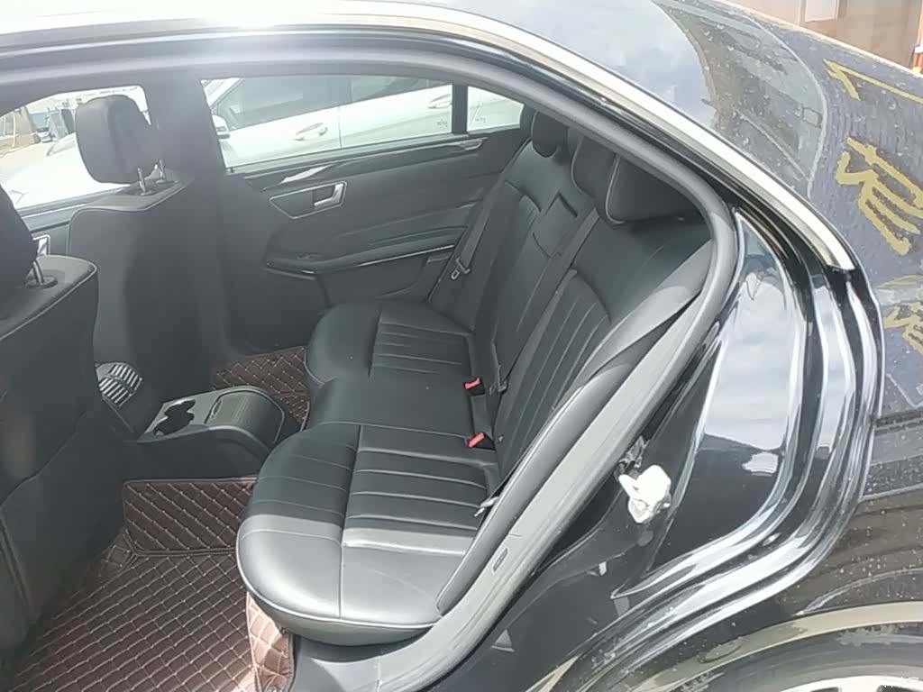 Mercedes-Benz E-Class, 2015 17