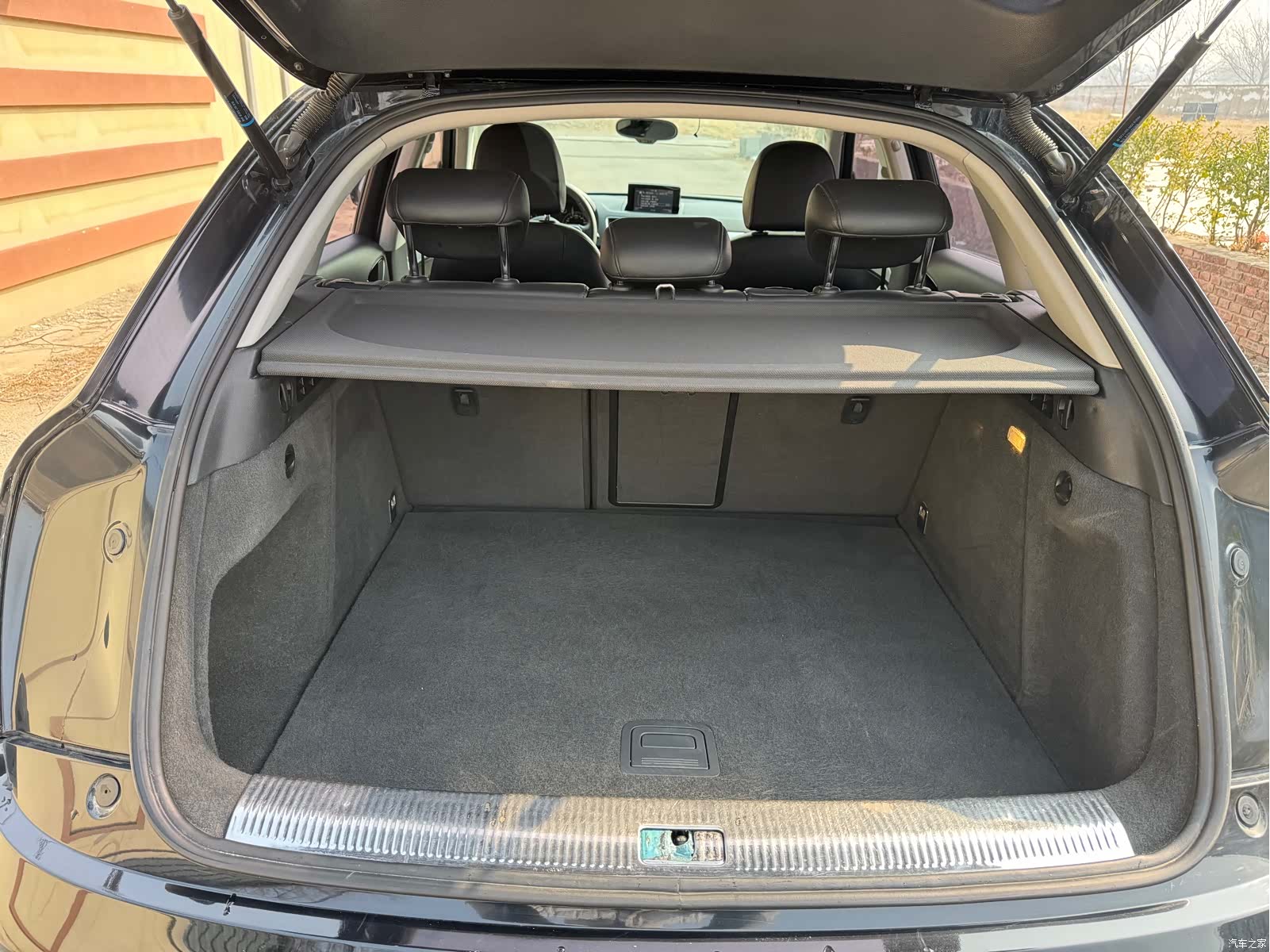 Audi Q3, 2013 27