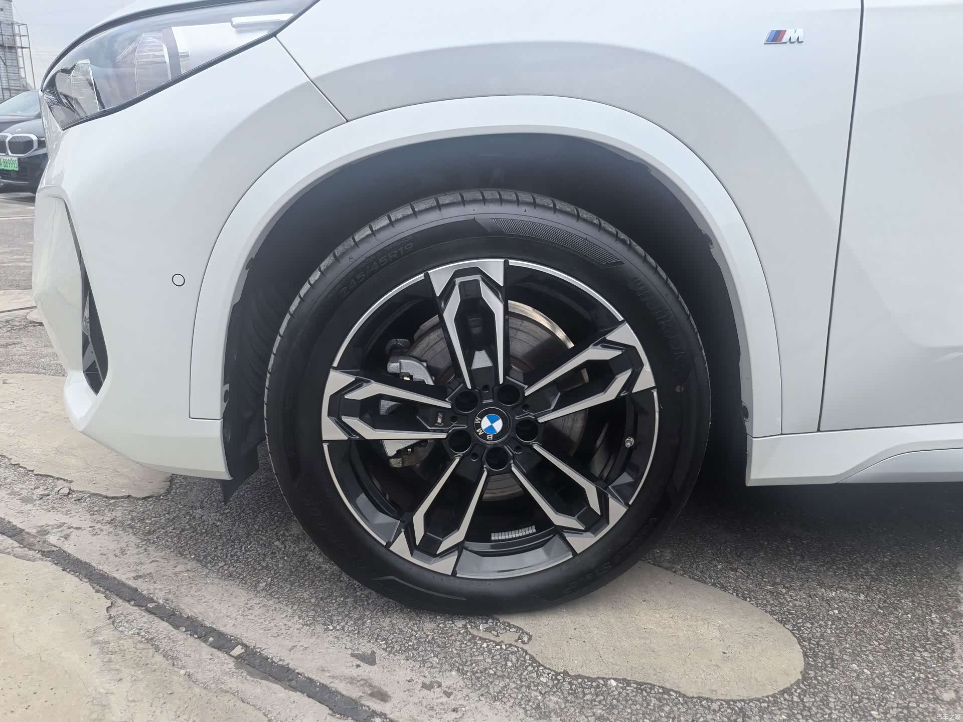 BMW X1, 2025 все фото