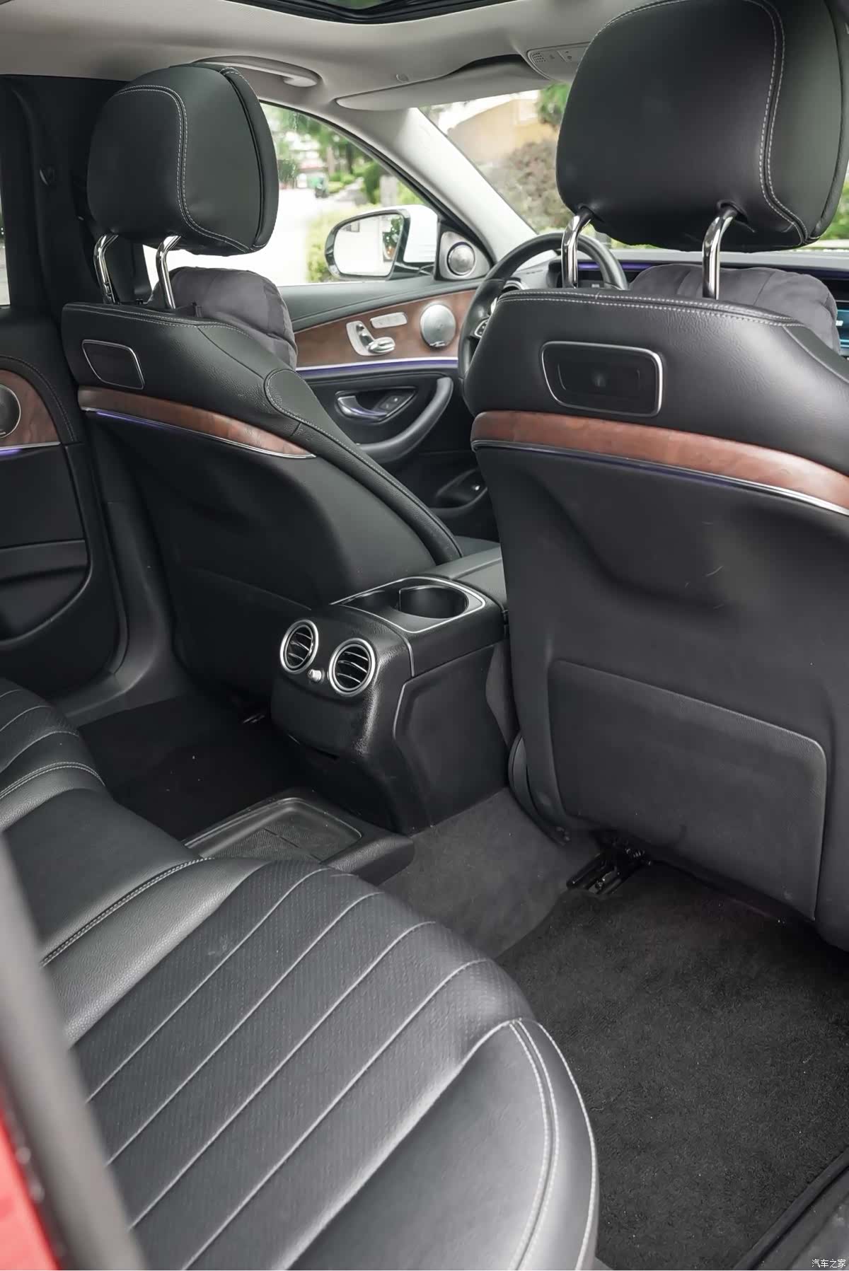 Mercedes-Benz E-Class, 2017 12