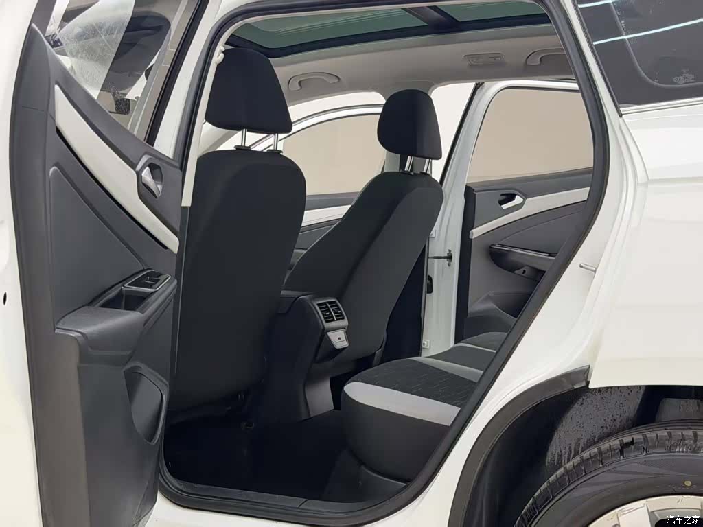 Volkswagen VS7, 2023 9