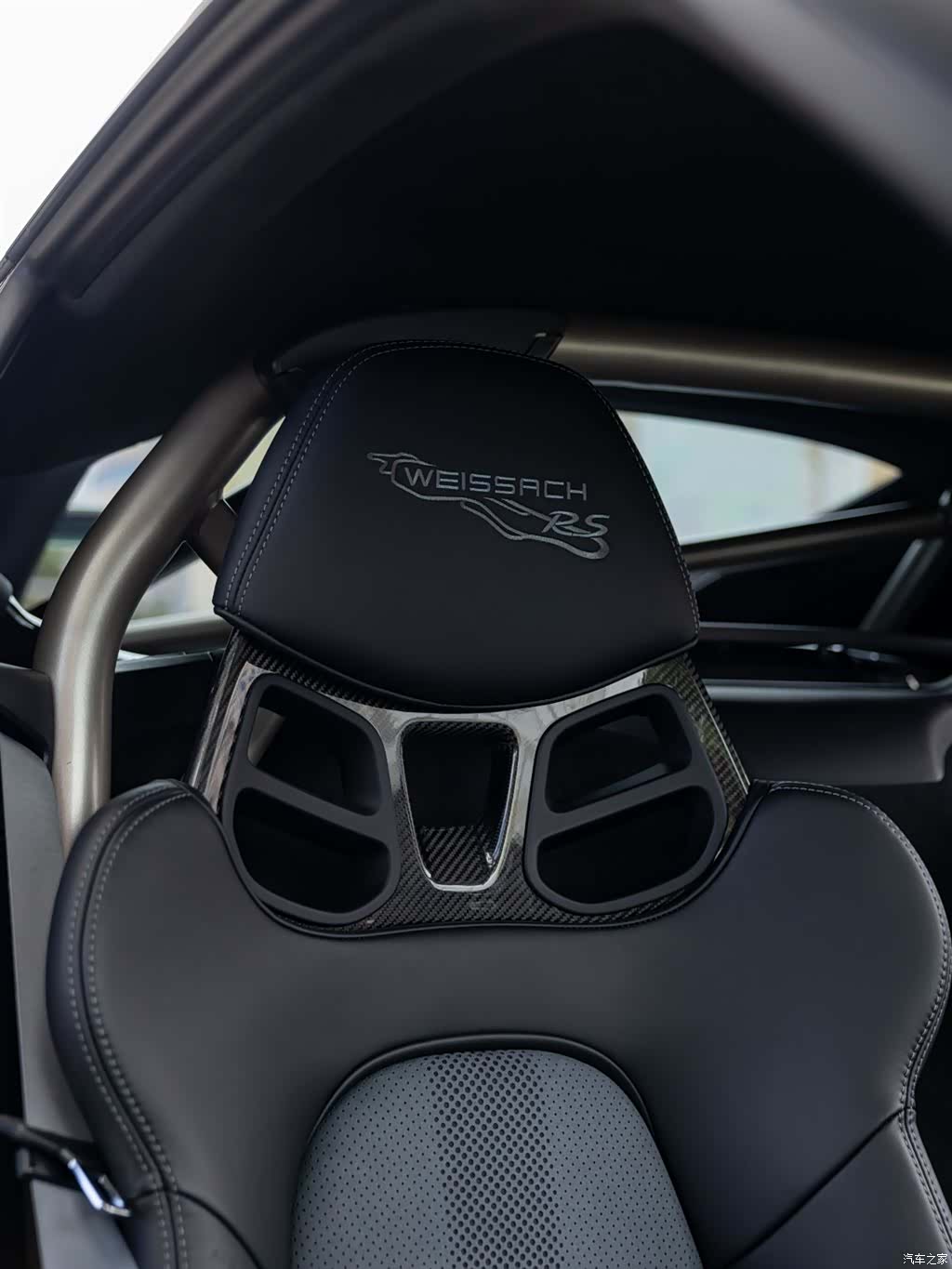 Porsche Cayman, 2024 21