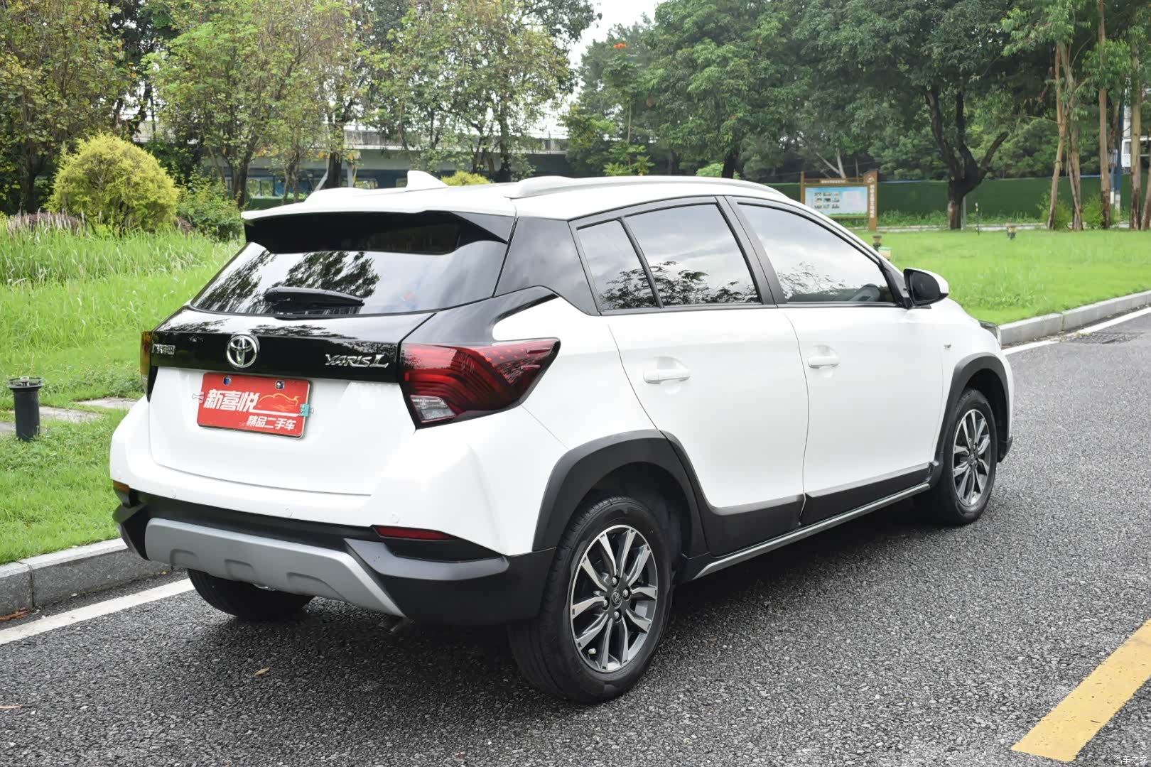 Toyota YARiS L, 2023 6