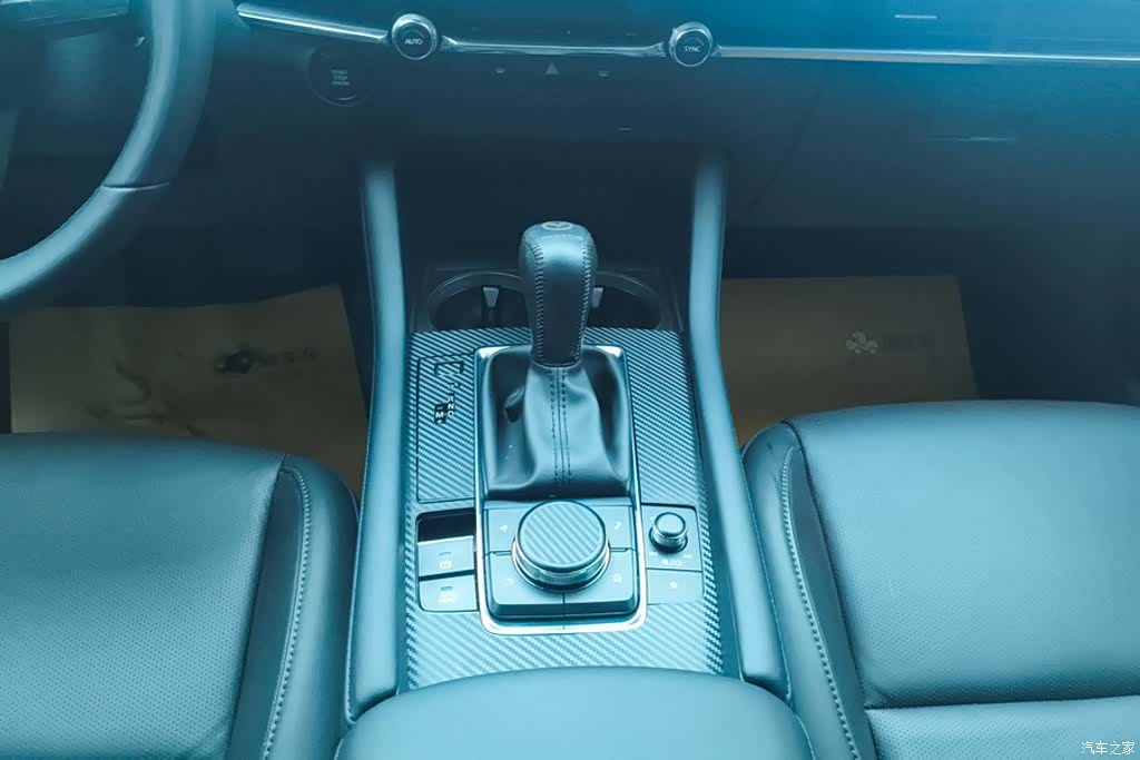 Mazda Mazda3, 2024 16