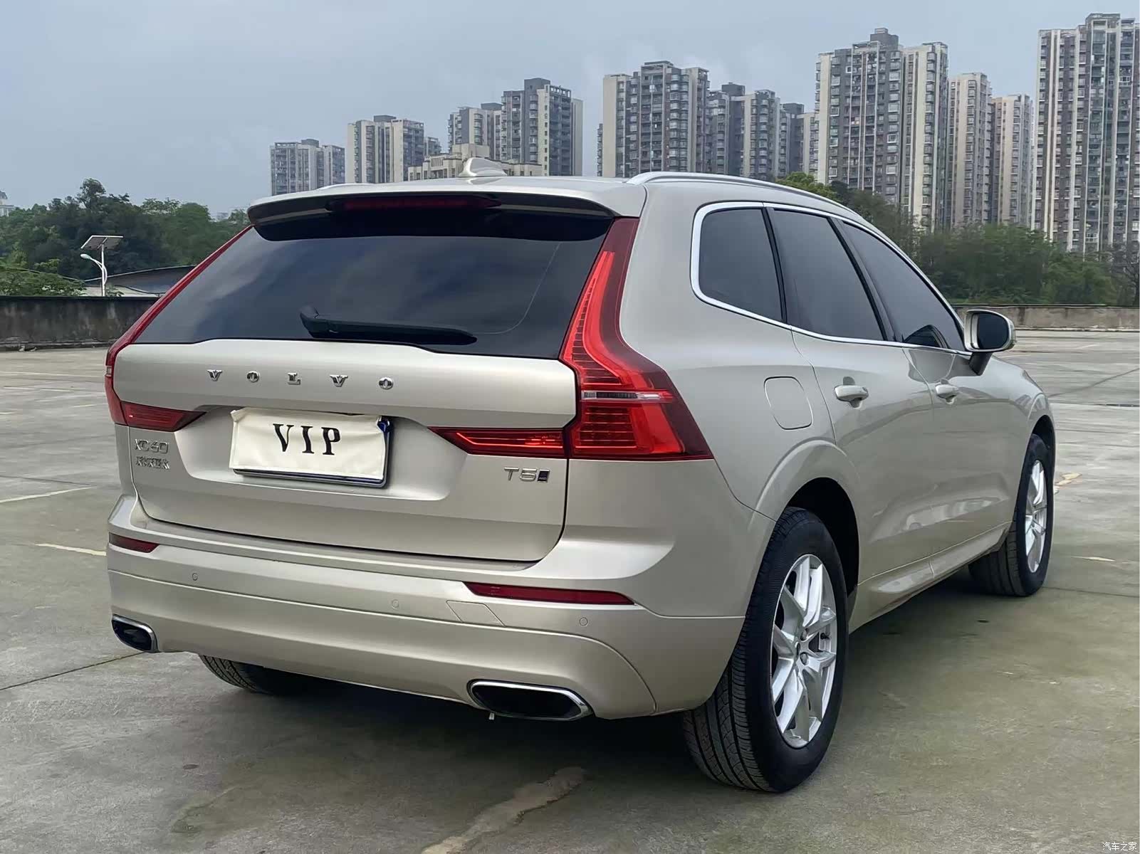 Volvo XC60, 2019 все фото