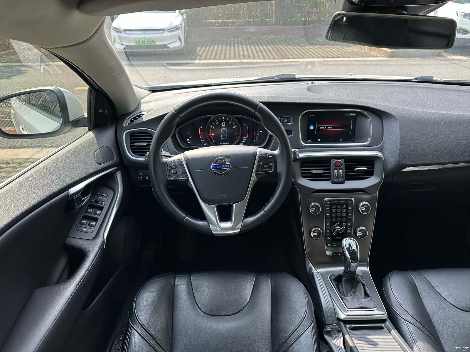 Volvo V40, 2016 12