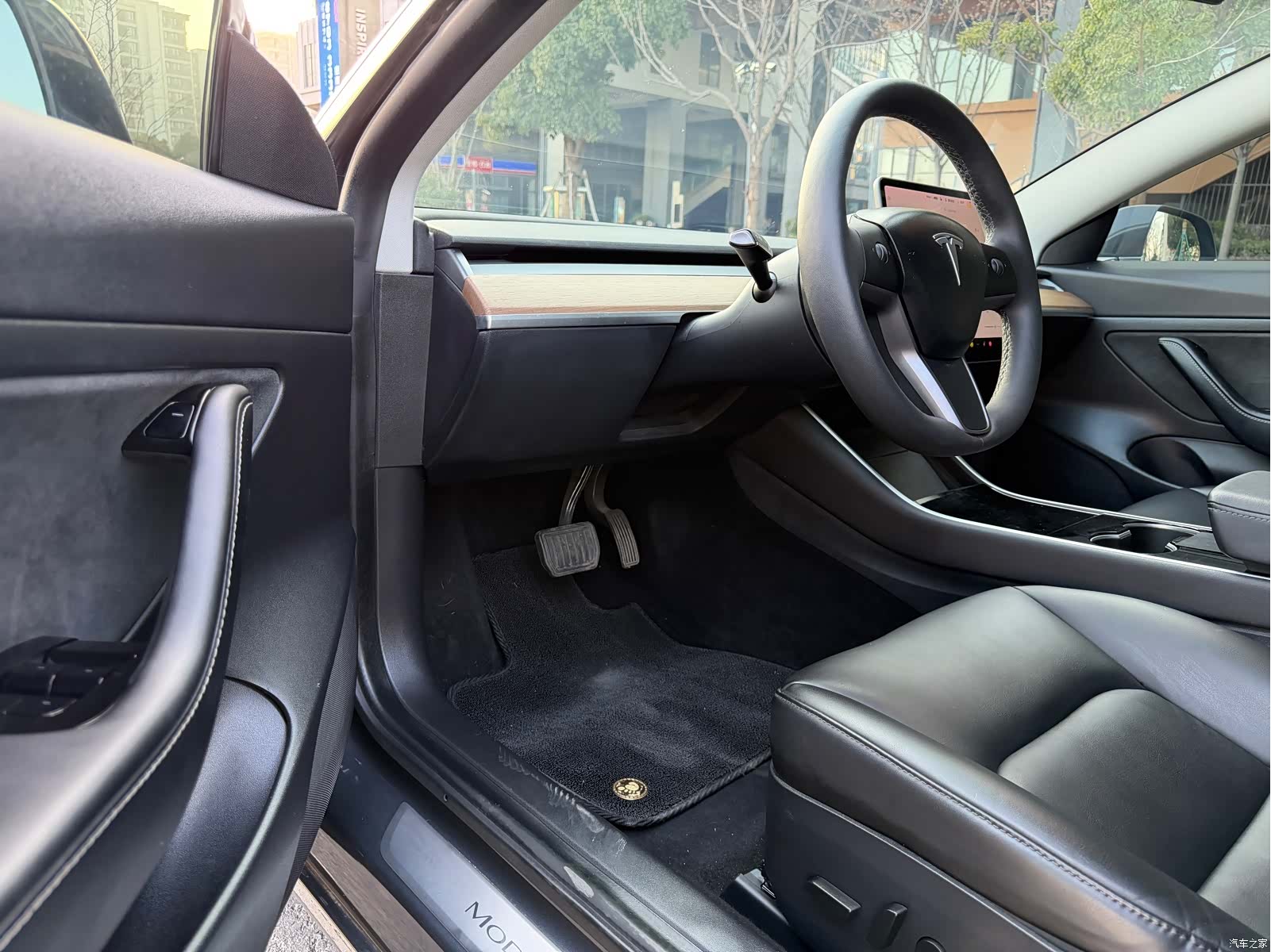 Tesla Model 3, 2020 4