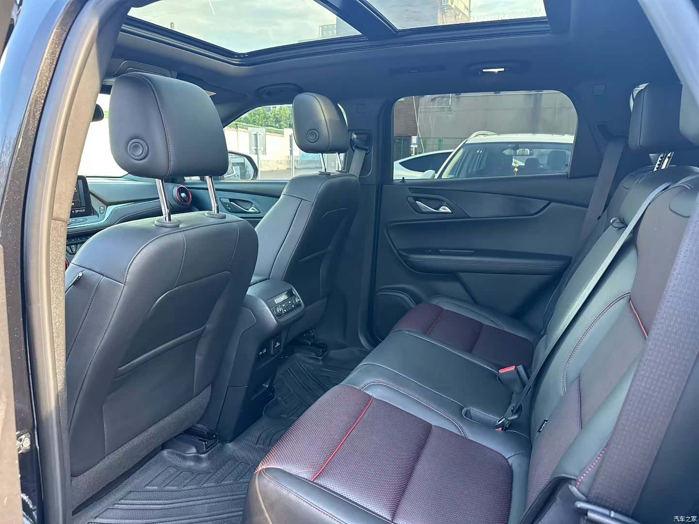 Chevrolet Blazer, 2022 все фото