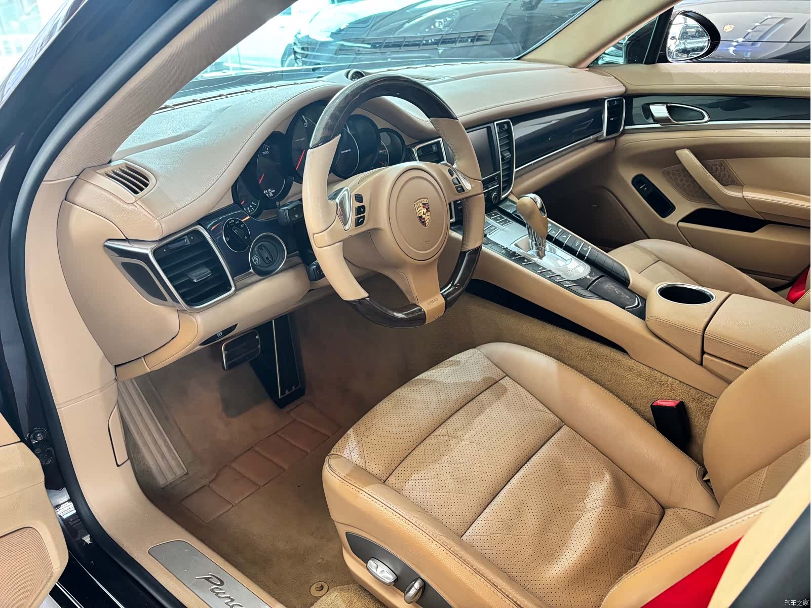 Porsche Panamera, 2011 15