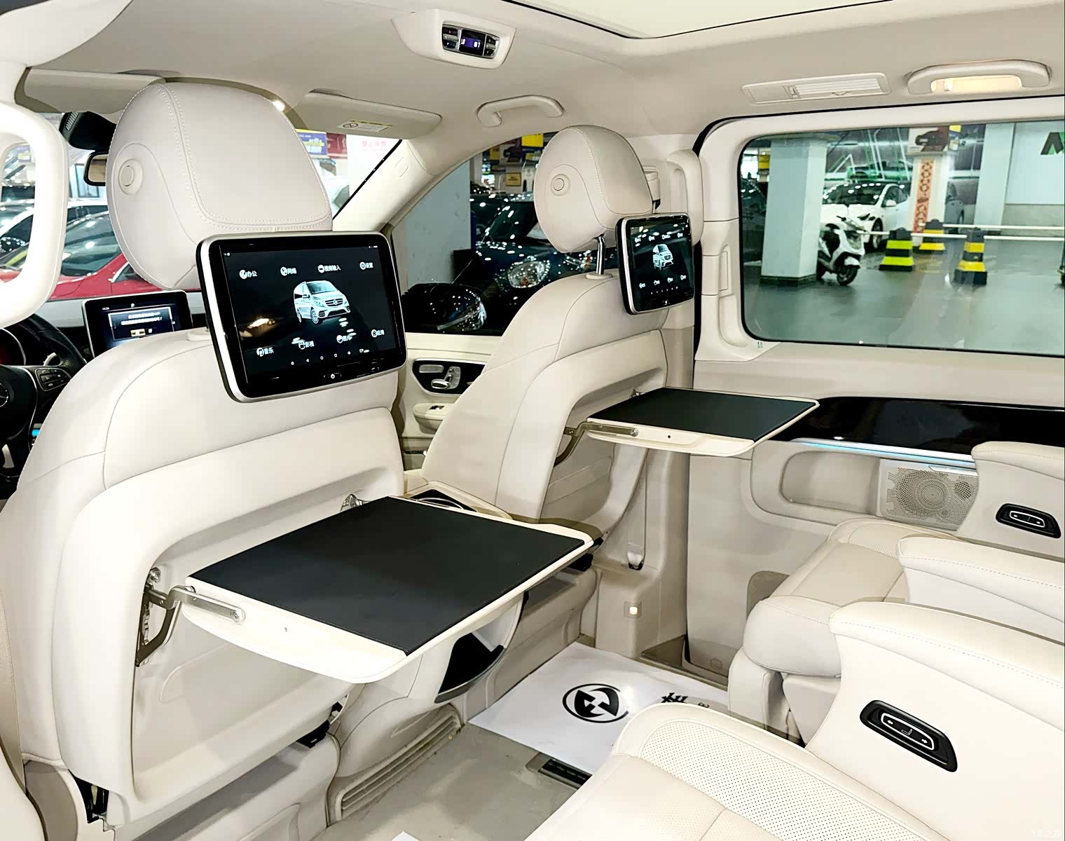 Mercedes-Benz V-Class, 2018 9
