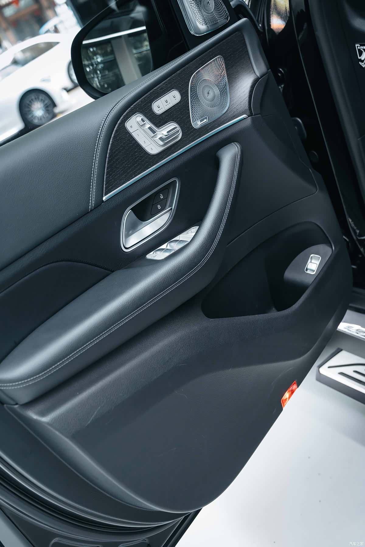 Mercedes-Benz GLS, 2021 15