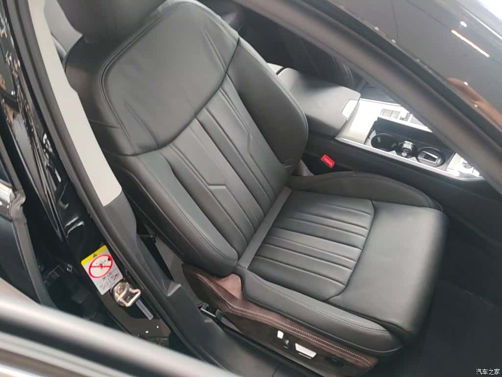 Audi A6L, 2021 25