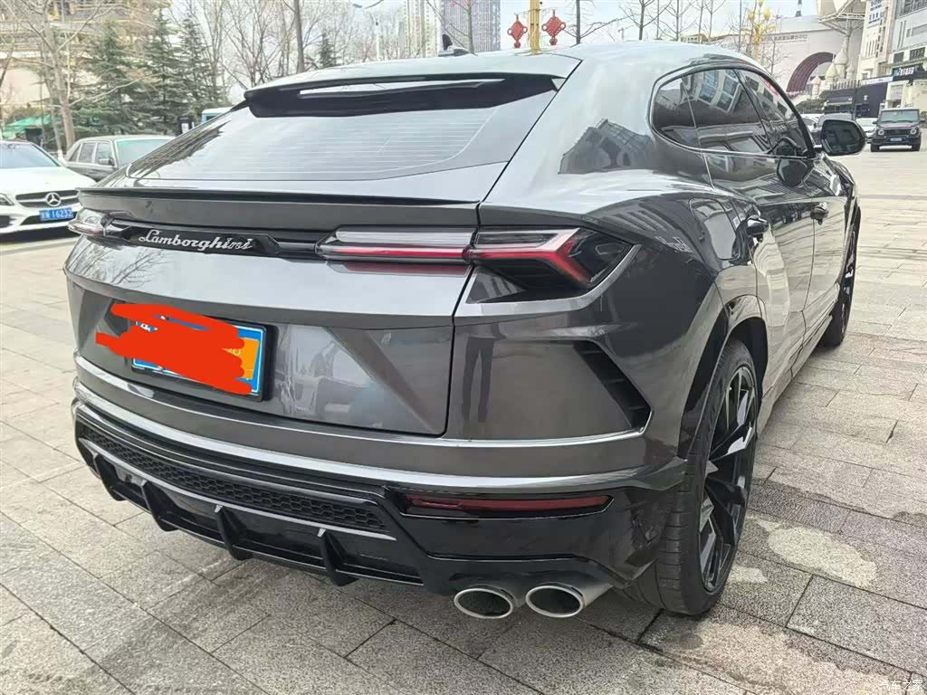 Lamborghini Urus, 2025 7
