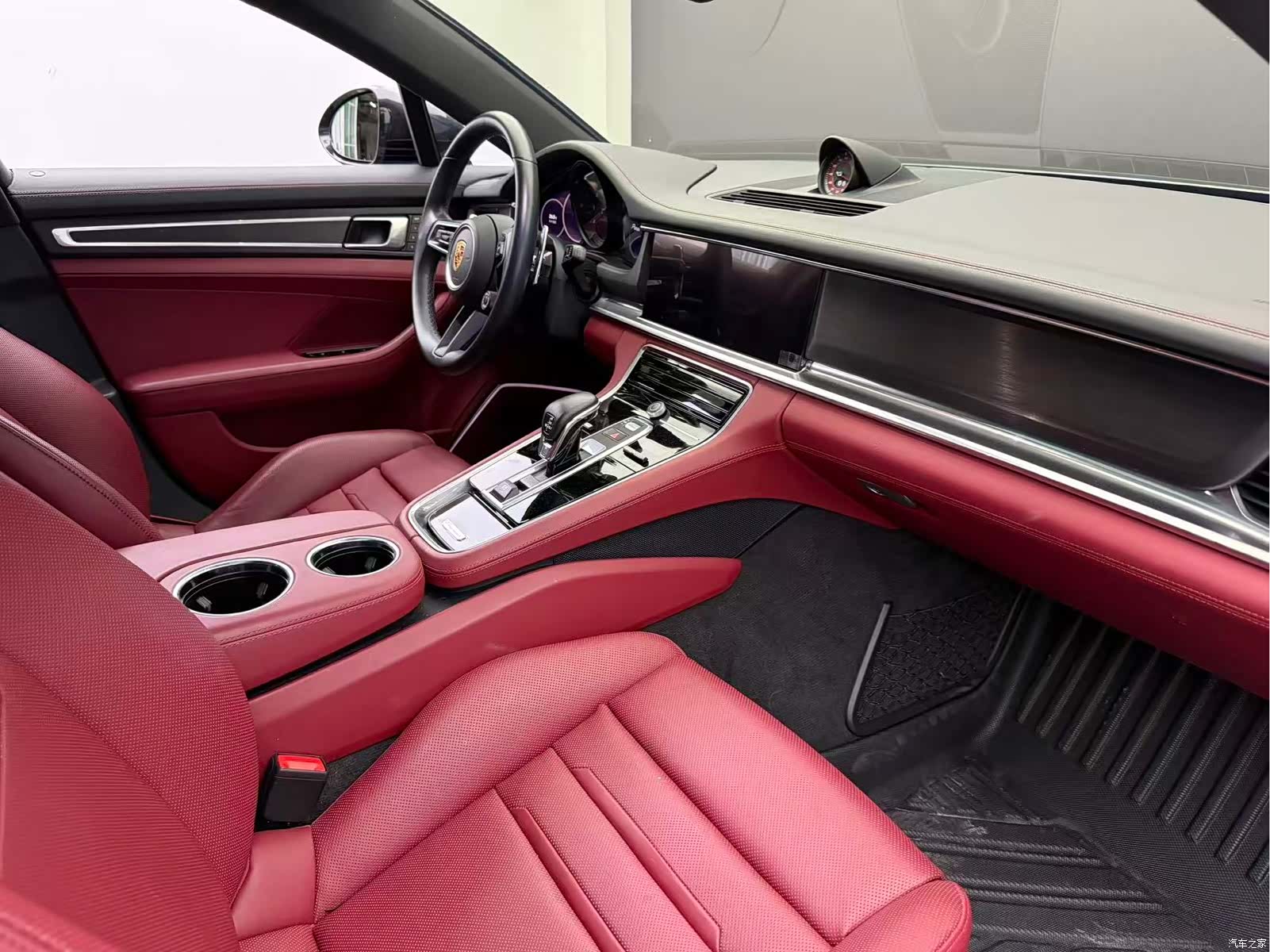 Porsche Panamera, 2024 7