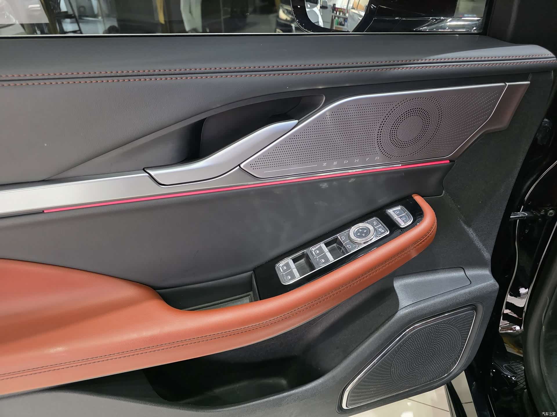 Lincoln Z, 2025 6
