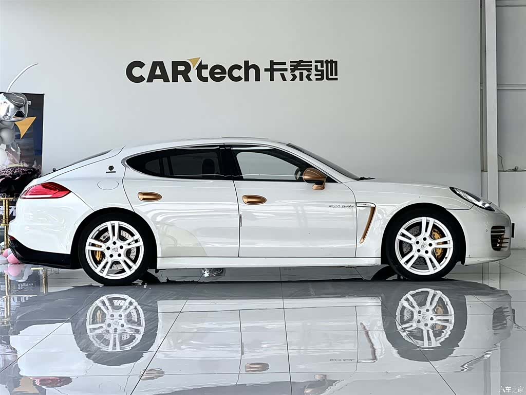Porsche Panamera, 2012 3