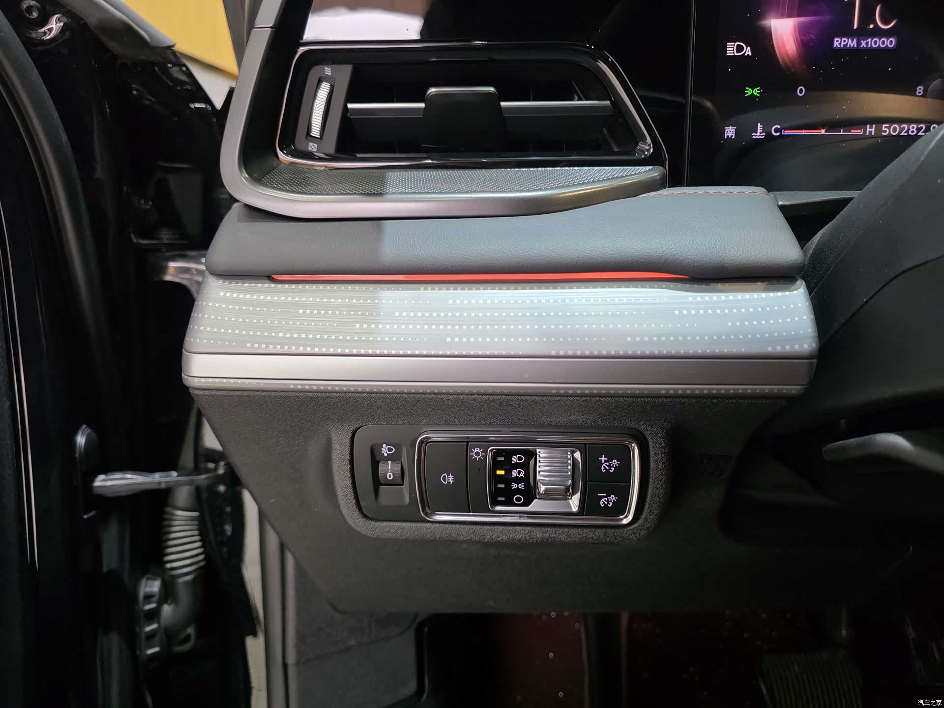 Lincoln Z, 2025 8