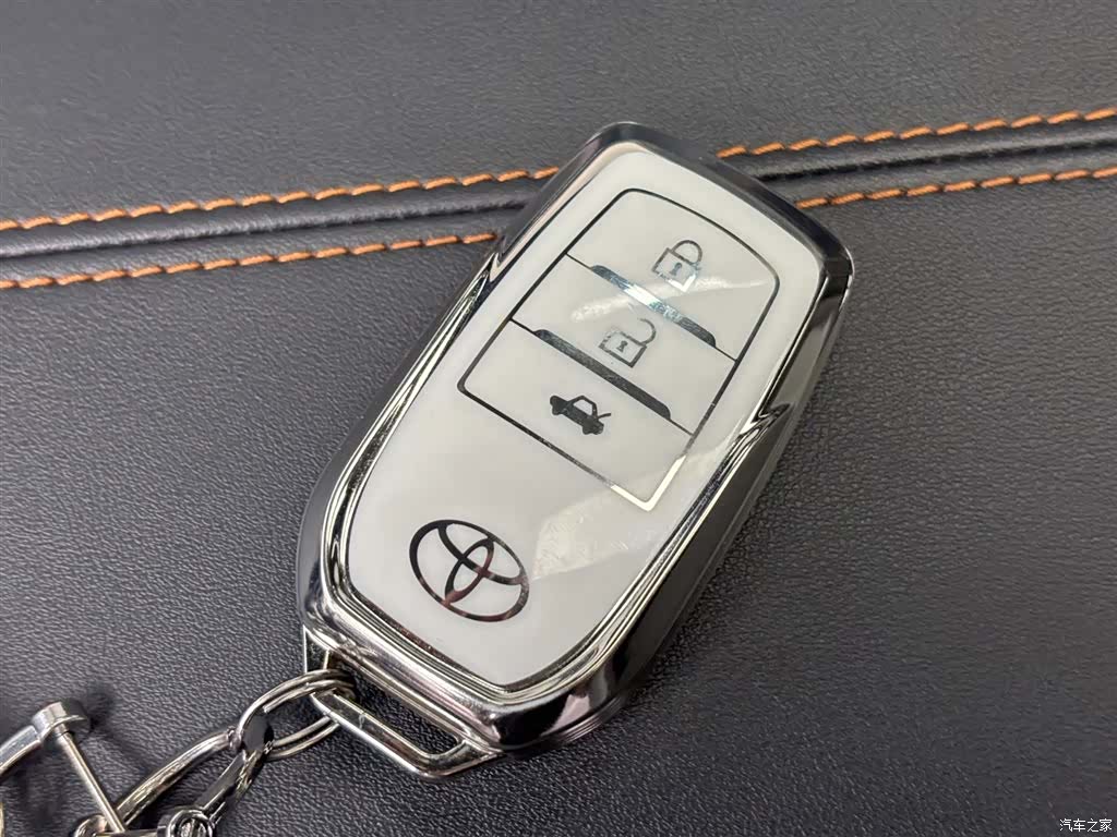 Toyota Avalon, 2024 18