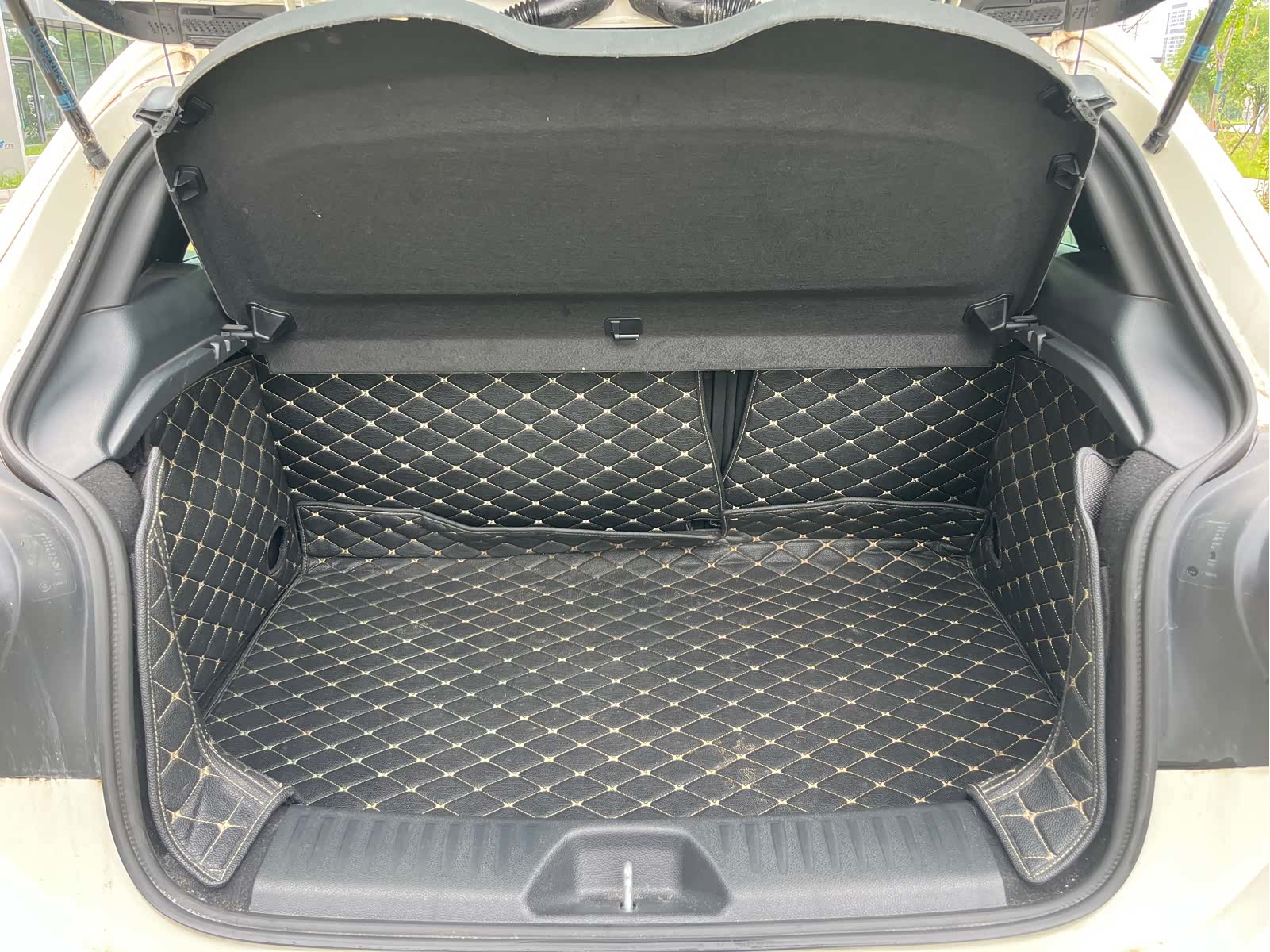 Mercedes-Benz A-Class, 2017 10