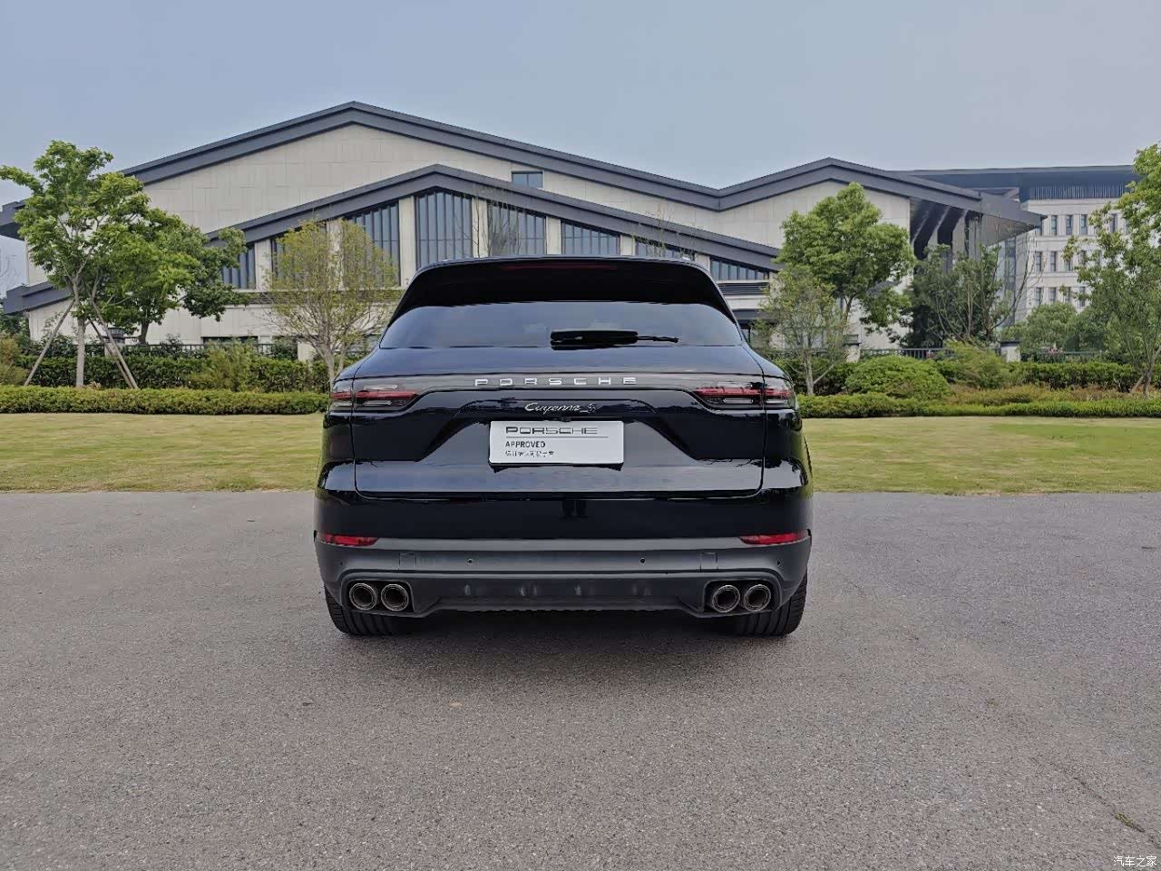 Porsche Cayenne, 2022 все фото