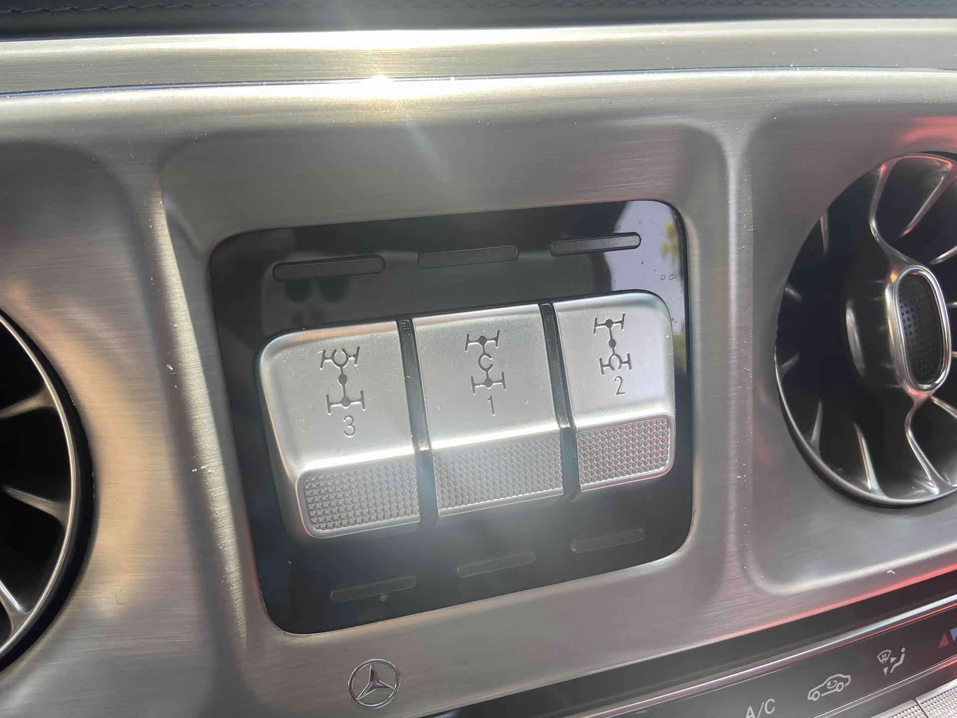 Mercedes-Benz G-Class, 2023 13