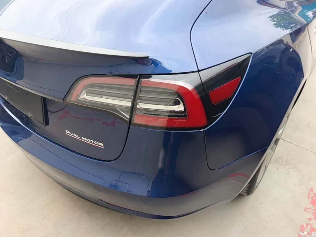 Tesla Model 3, 2019 24