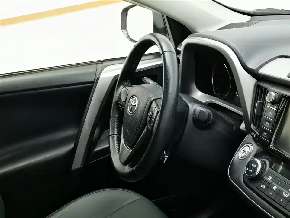 Toyota RAV4 Rongfang