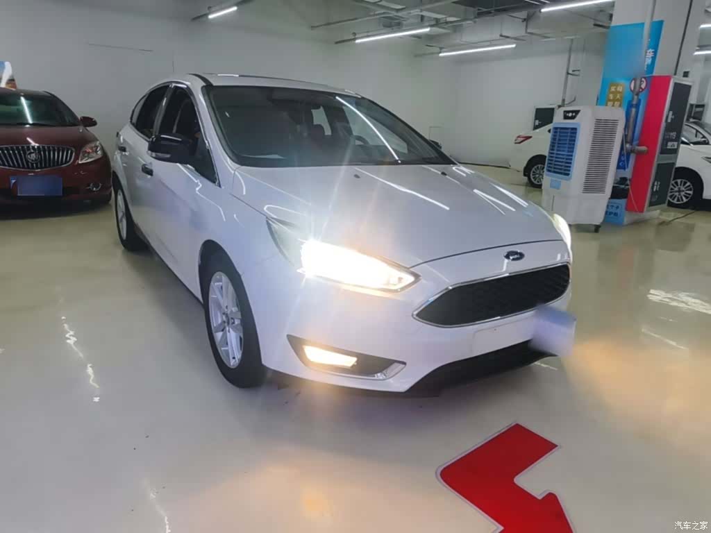 Ford Focus, 2018 4