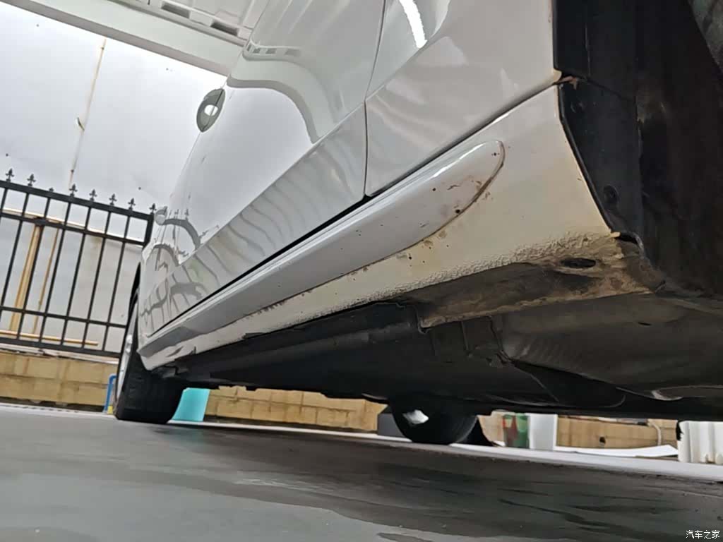 Audi A4L, 2015 23
