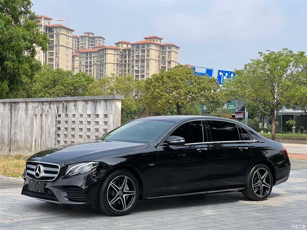 Mercedes-Benz E-Class, 2020 1