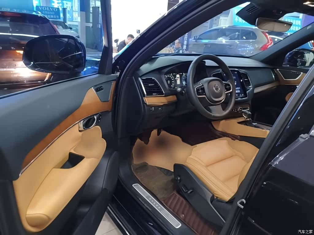Volvo XC90, 2017 16
