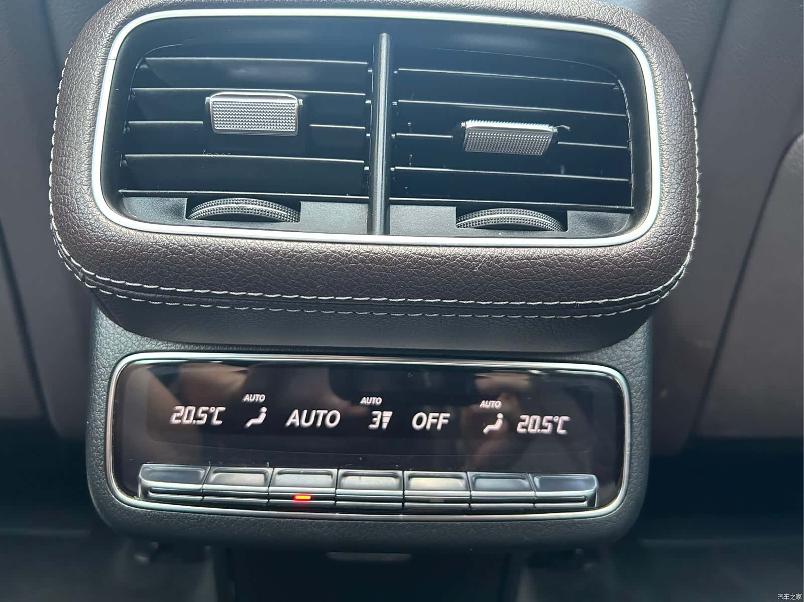 Mercedes-Benz GLS, 2021 18