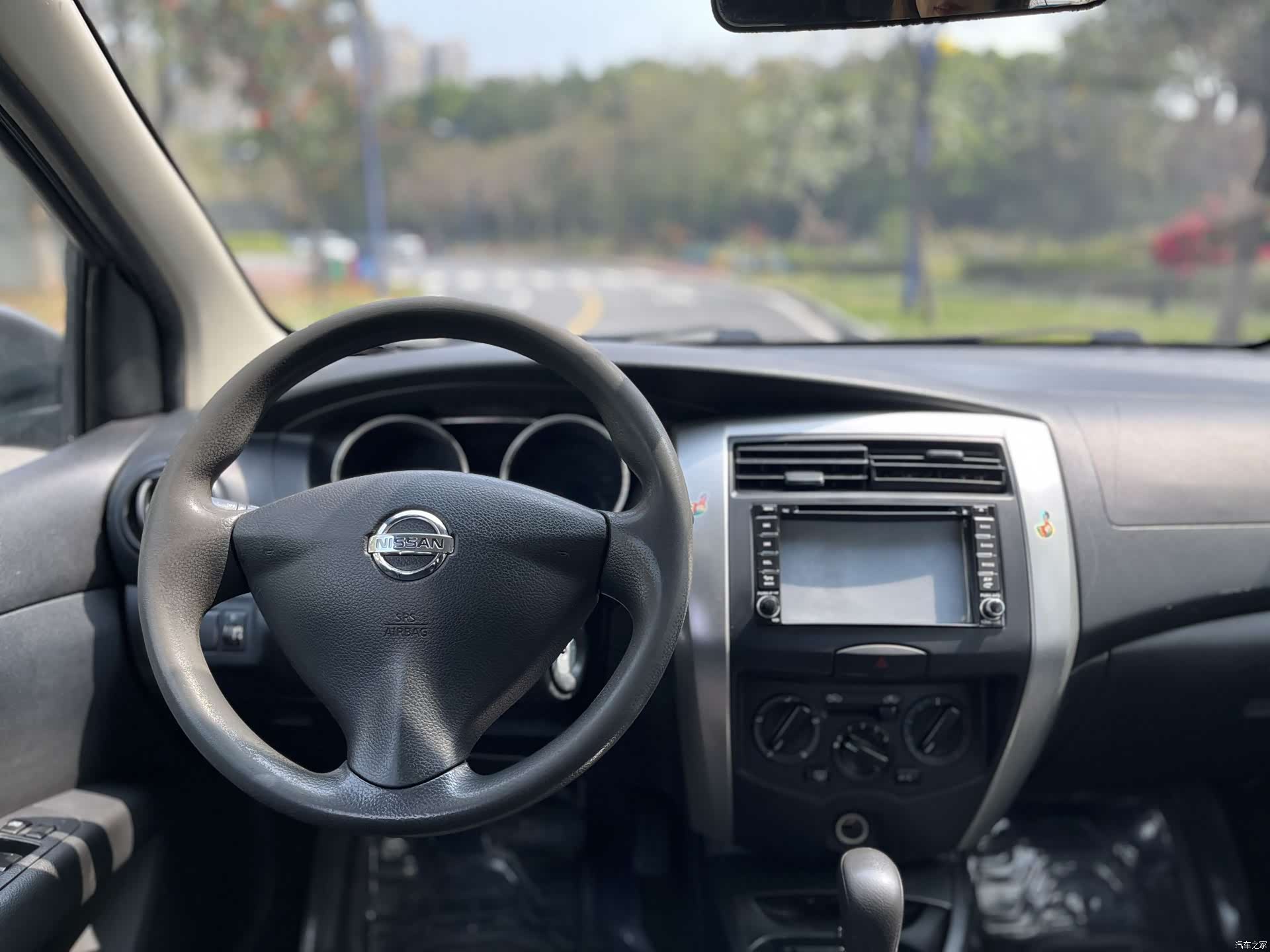 Nissan 1.6XE, 2013 9