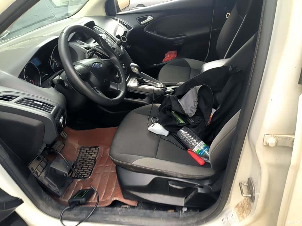 Ford Focus, 2015 15