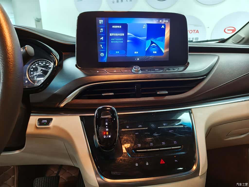 Buick GL8, 2022 11