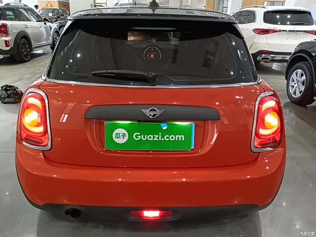 Mini ONE, 2019 6