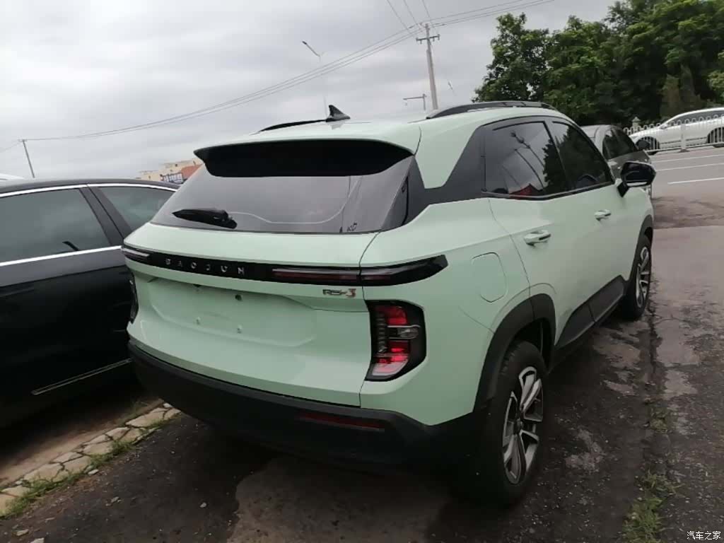 Wuling RS-3, 2022 7