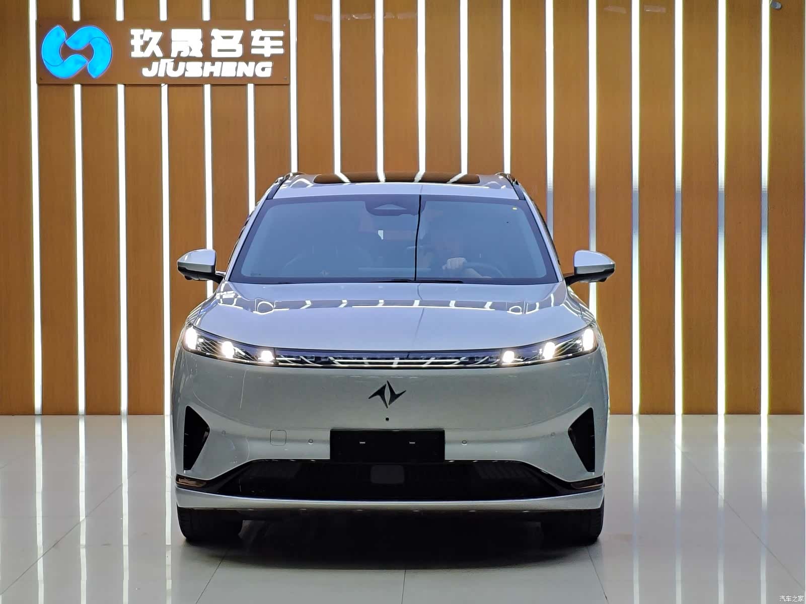 DongFeng eπ008, 2024 3