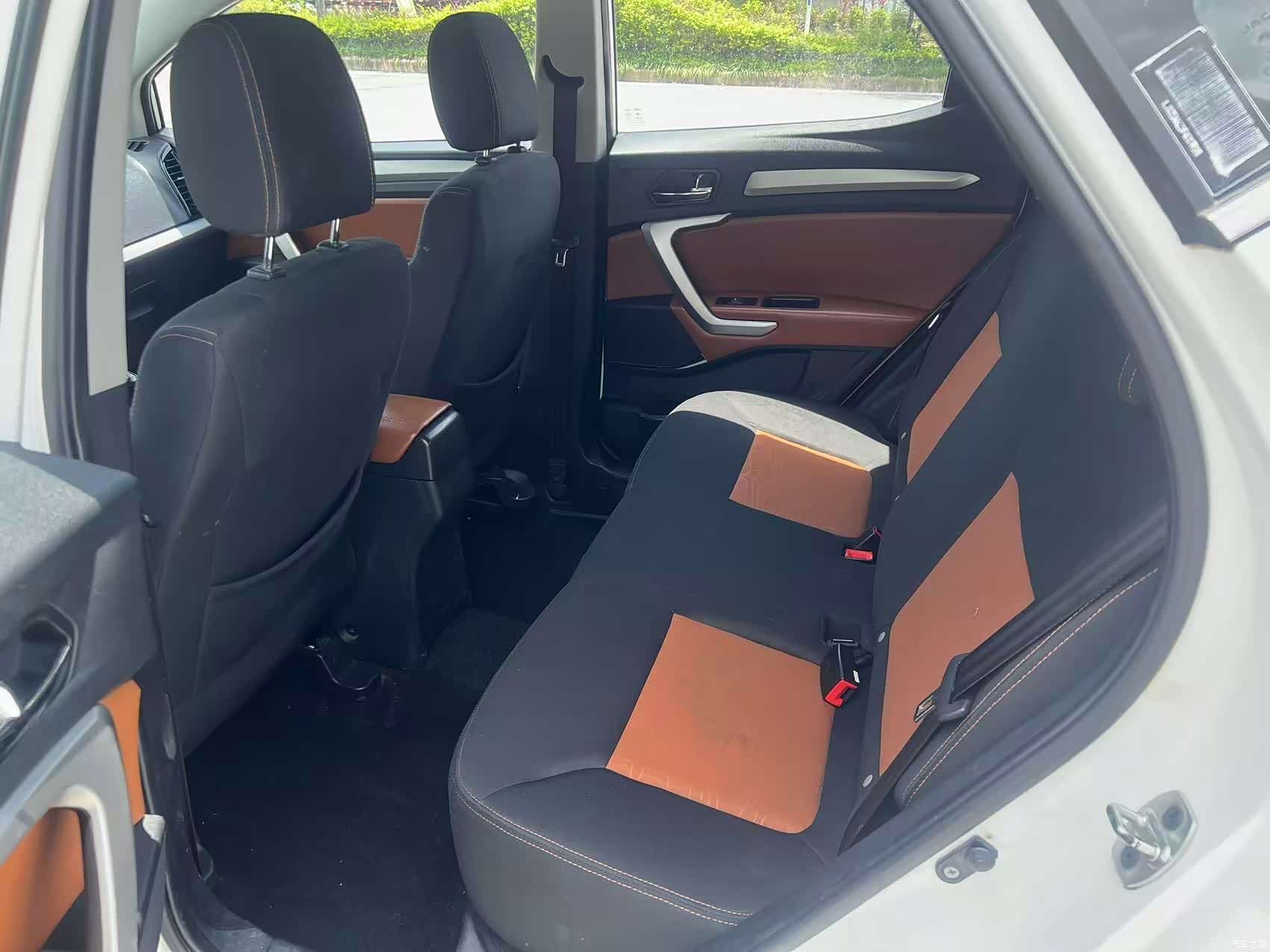 JAC S3, 2015 8
