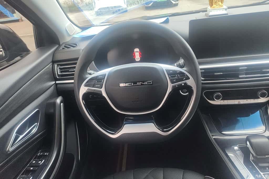 BAIC EU7, 2022 14