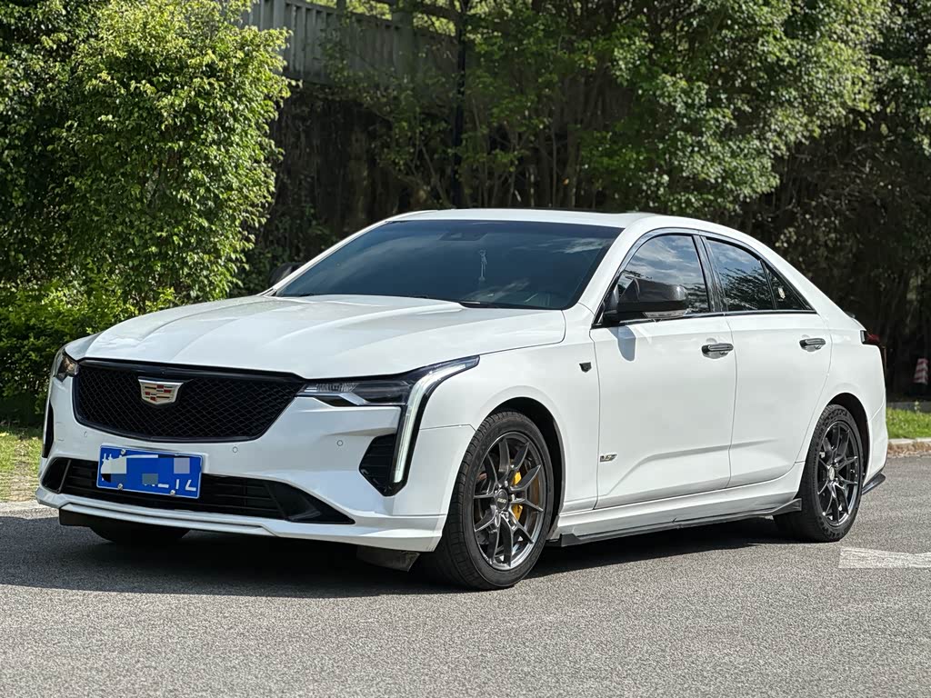 Cadillac CT4