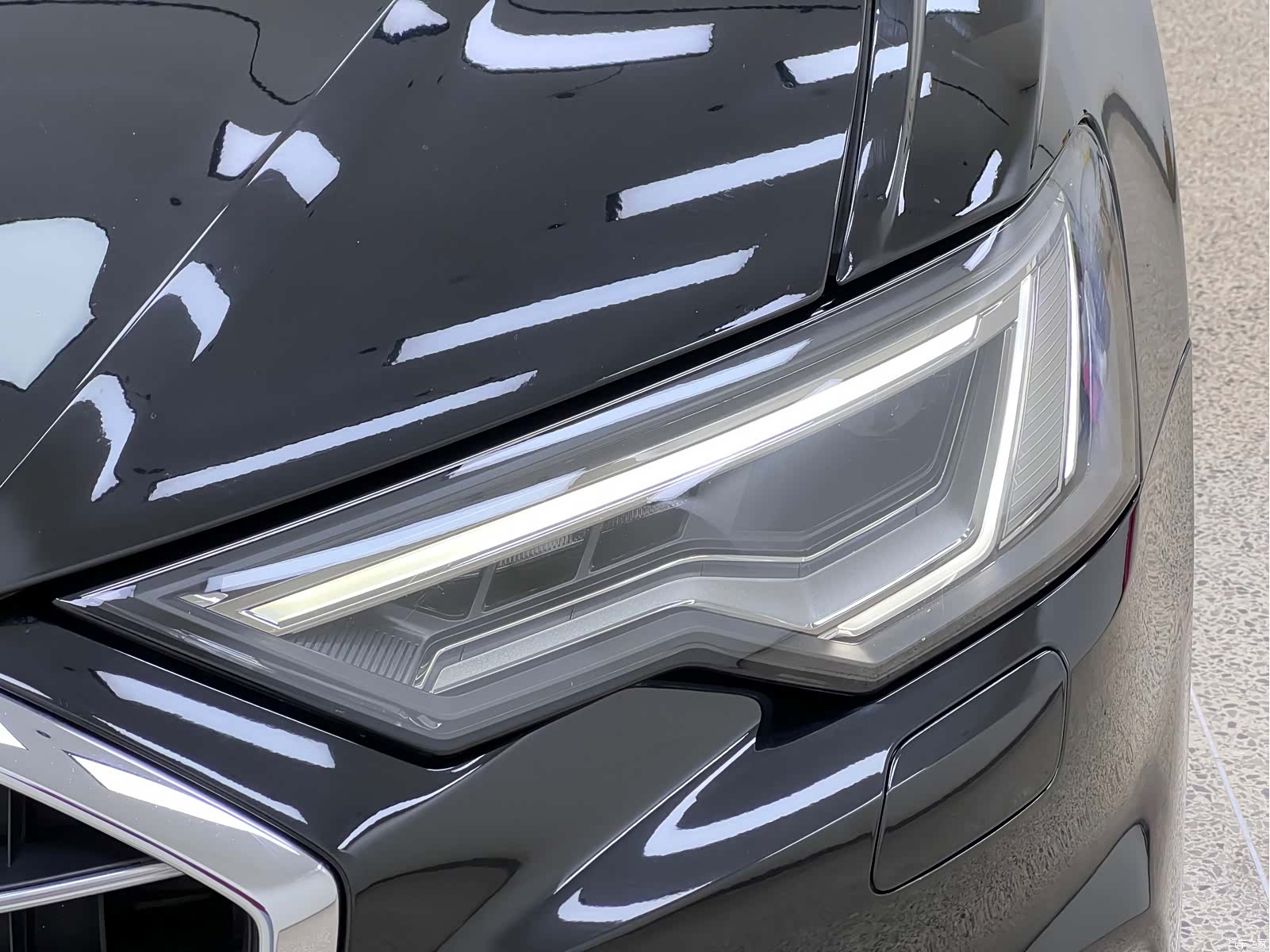 Audi A6L, 2021 все фото