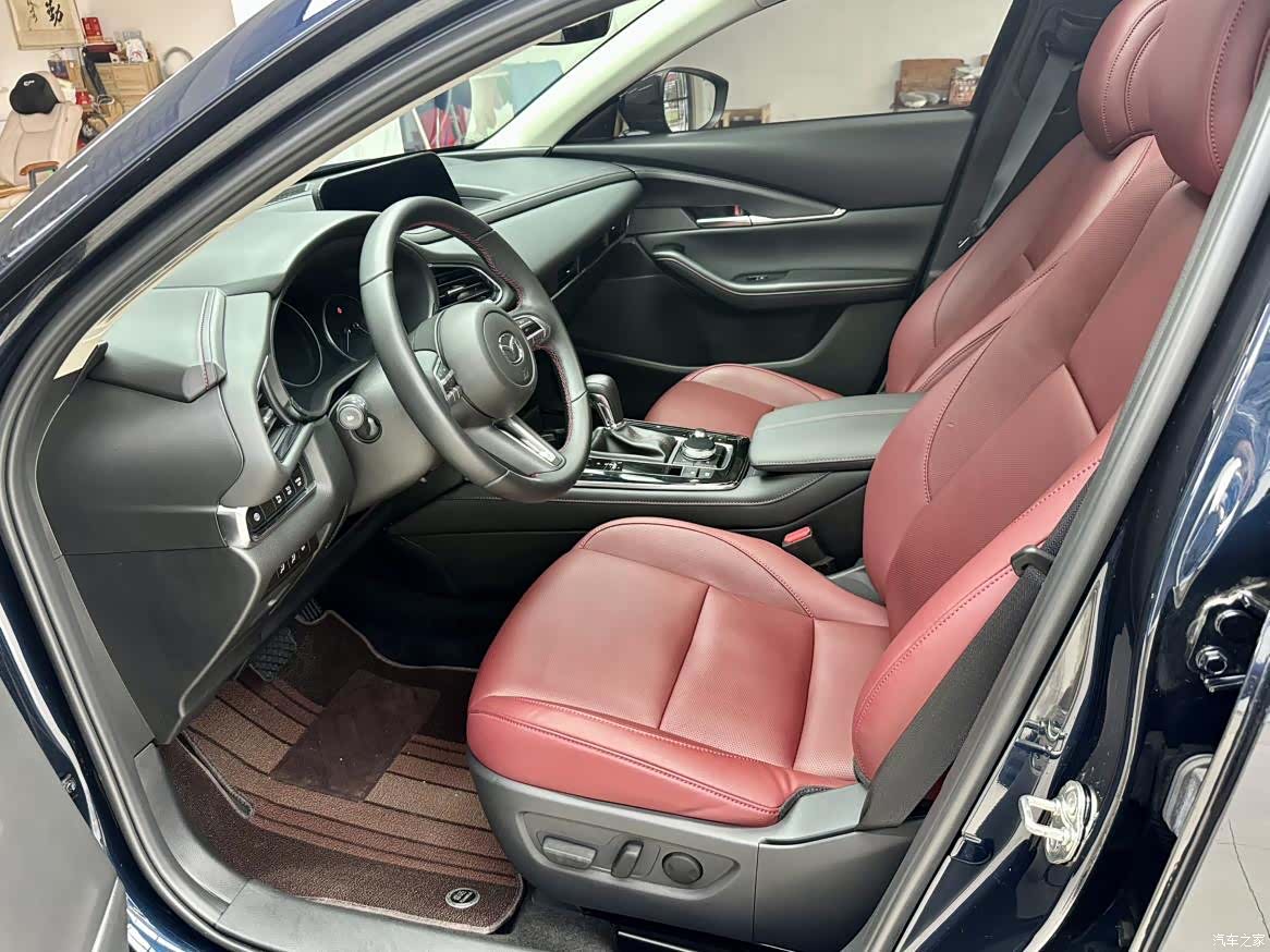Mazda CX-30, 2022 9